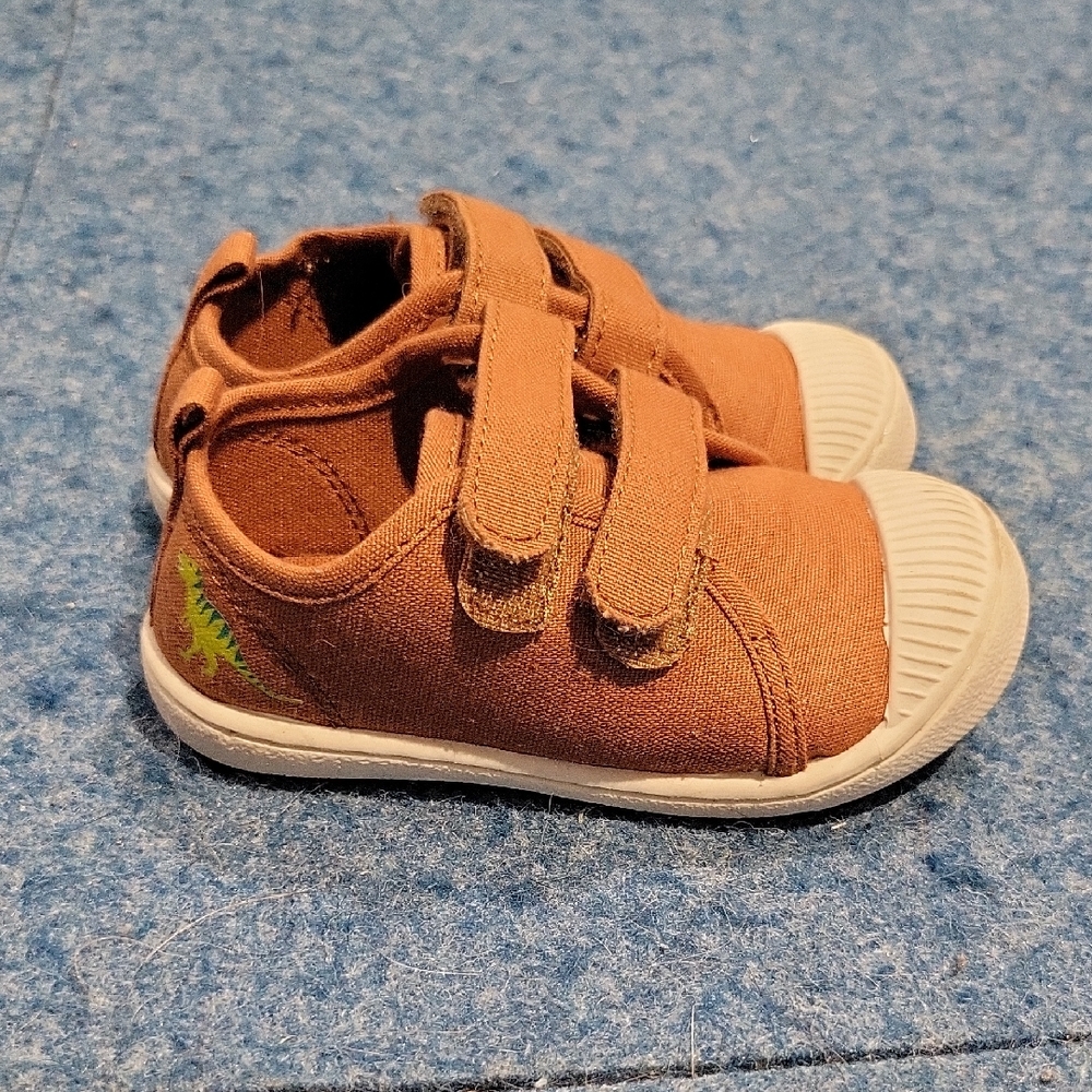 Jumping Beans brown dino sneakers, Size 6T